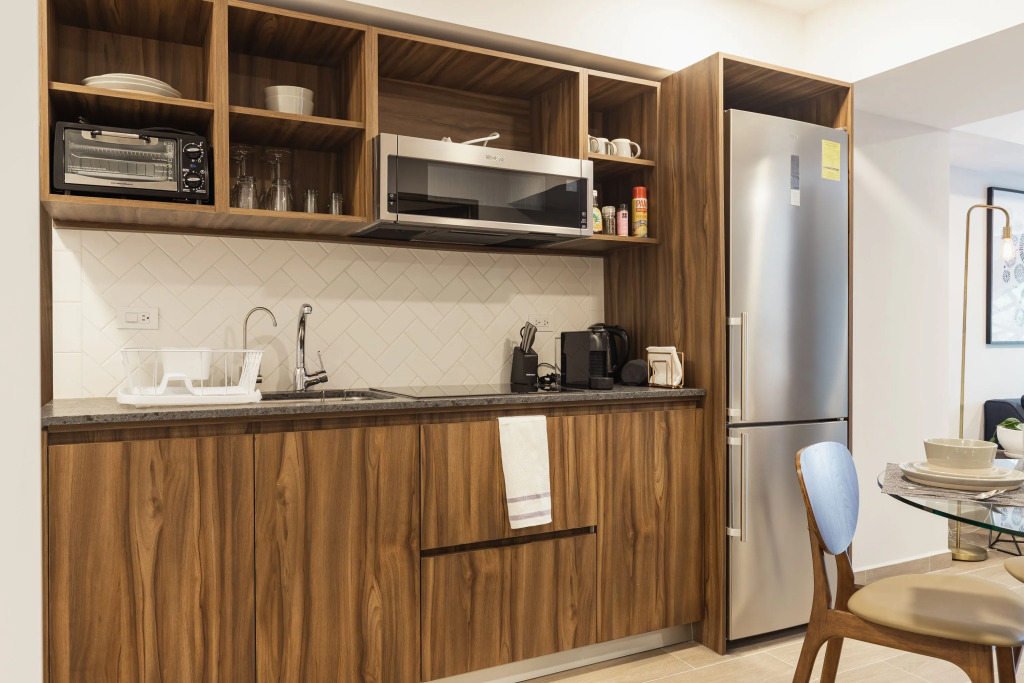 Casai Roma 2 BR Modern Oasis