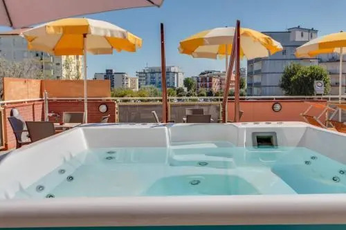Hotel Joli