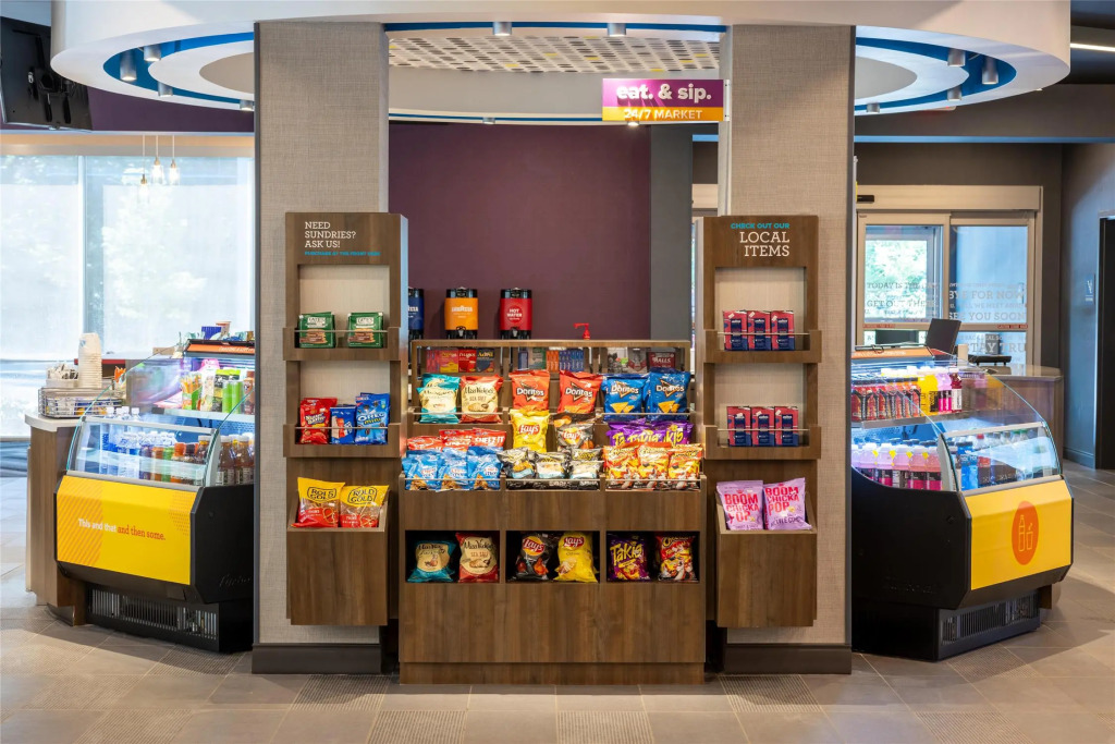 Tru By Hilton Commerce