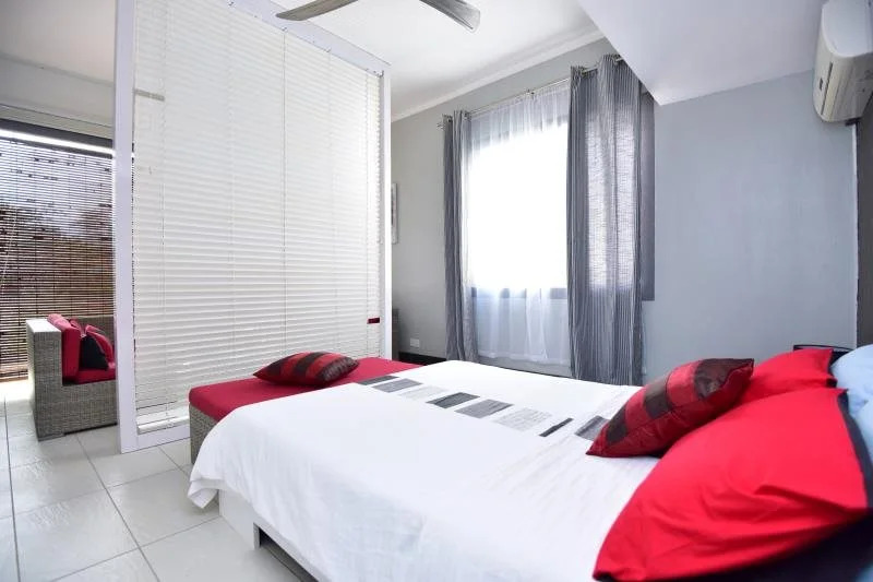 Turquoise Bay Beach Apartments Trou dEau Douce