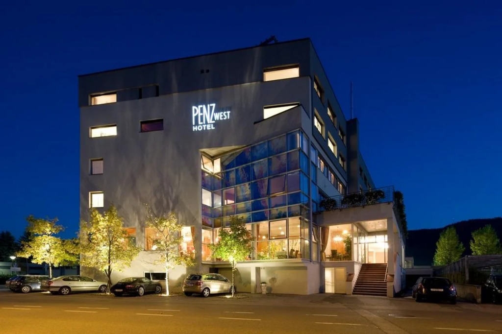 Hotel Penz West