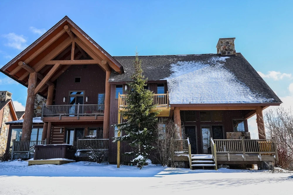 Glacier Paradise 5 Bedroom Townhome