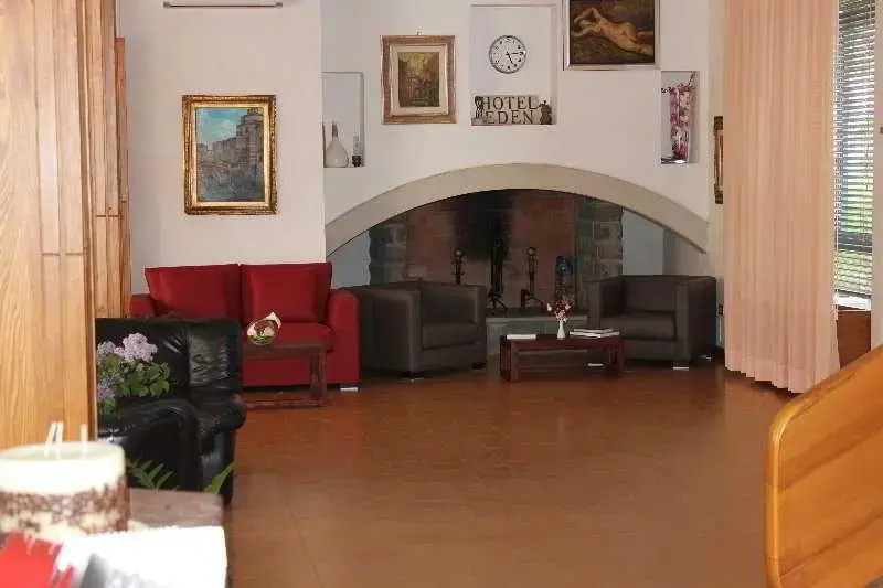 Hotel Eden