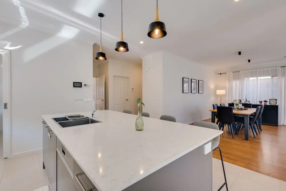 StayAU Newly Cozy Holiday House Tarneit