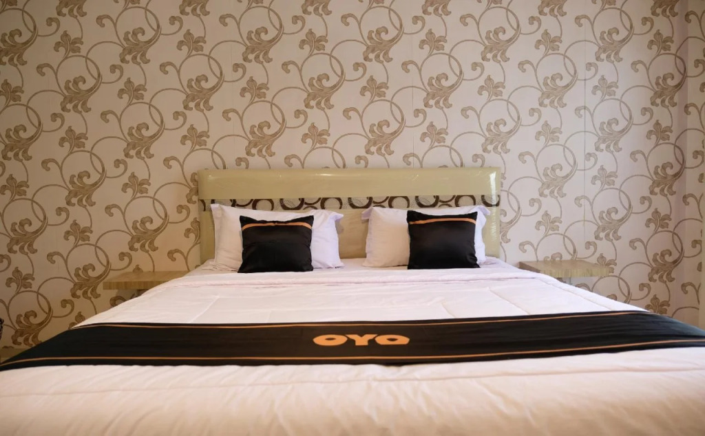 OYO 1616 Hotel Central City 2