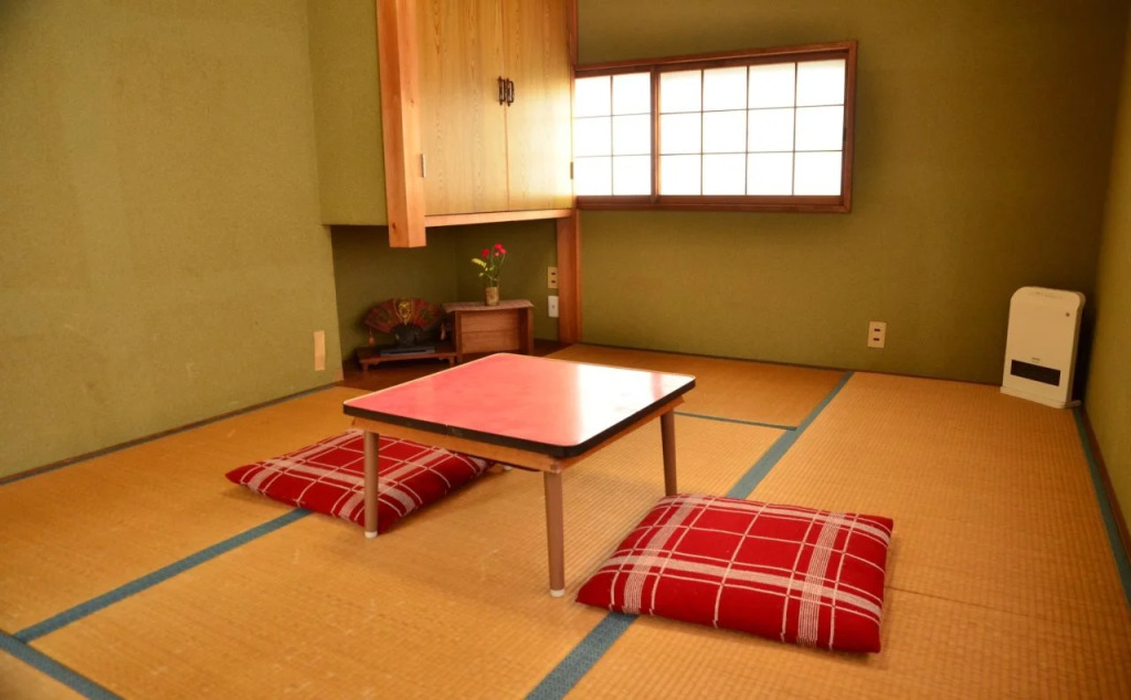 Biwako House