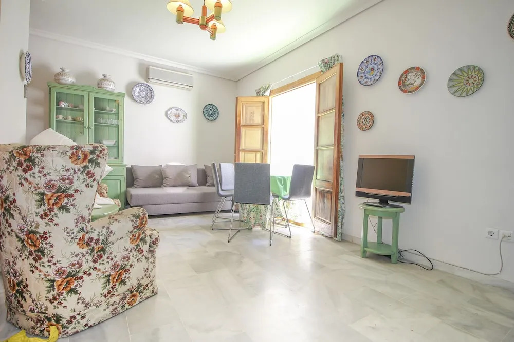 Deluxe Apartment Alfalfa