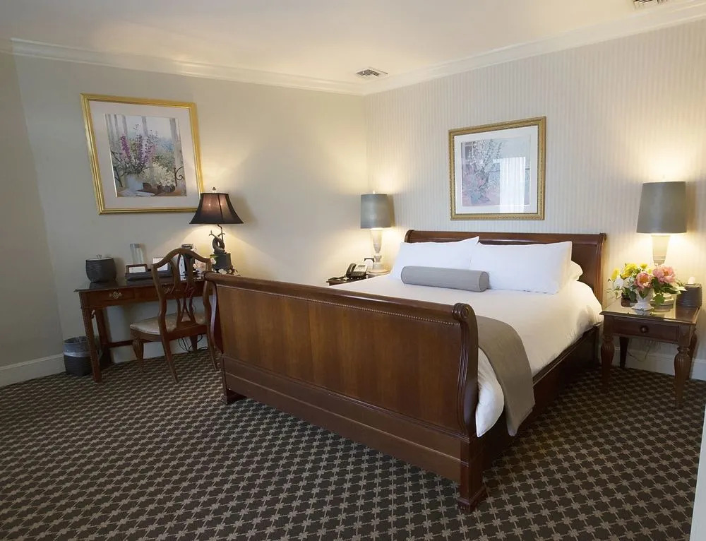 Oceancliff Resort I & II
