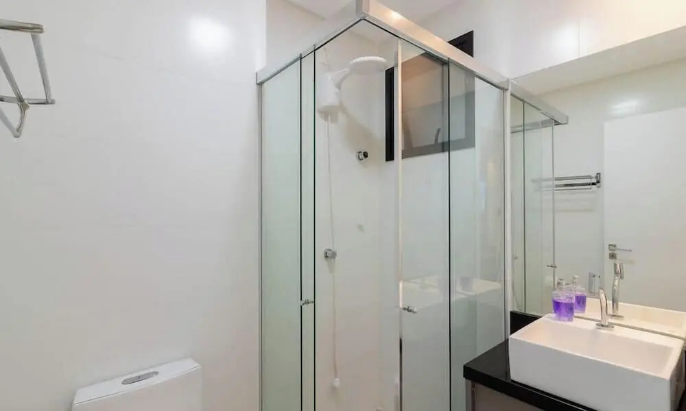 MHFA - Studios em Prédio Luxuoso com Vista Mar