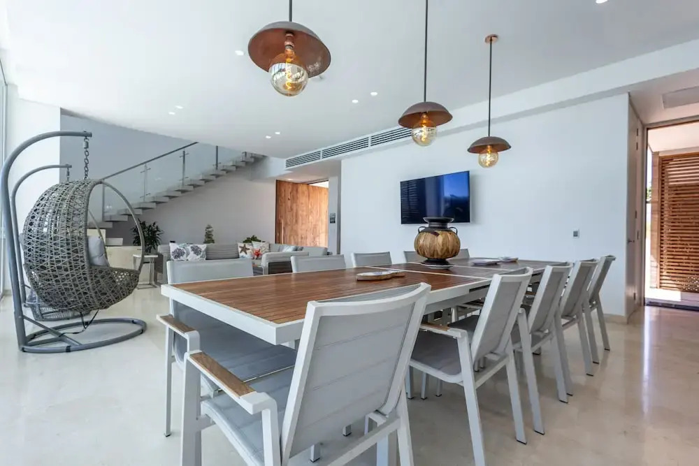 Brand new 4BR Villa at Calablanca