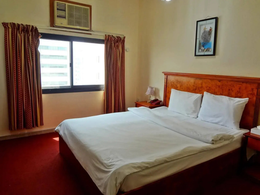Dana Hotel