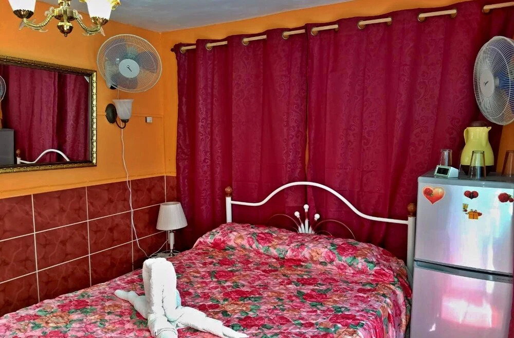 Casa De Las Banderas