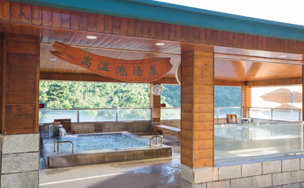Dong Tair Spa Hotel