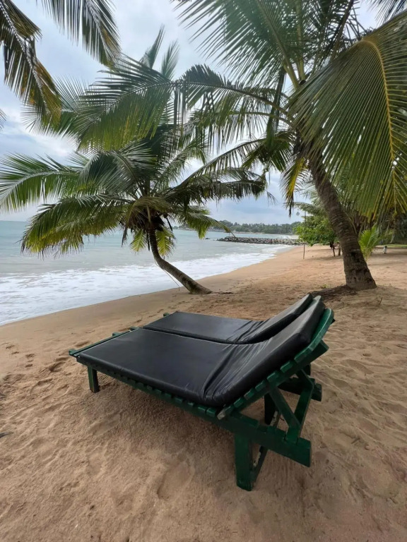Frangipani Beach Villa