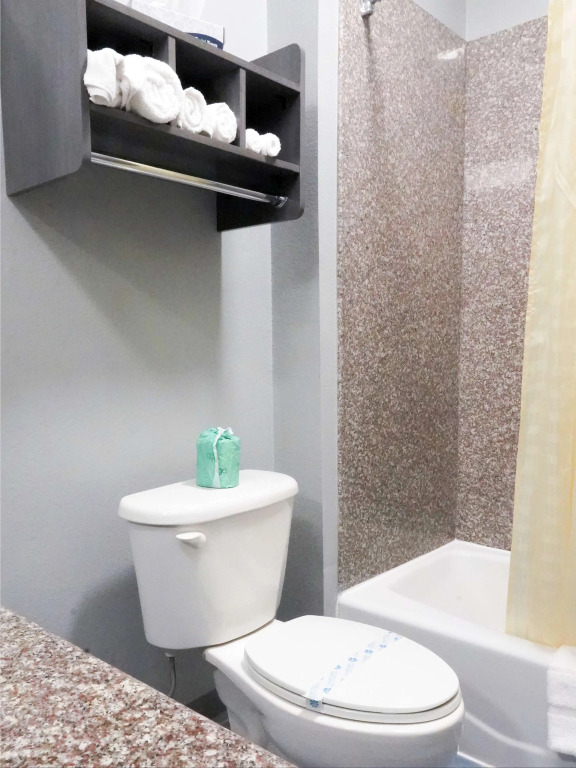 Americas Best Value Inn and Suites Bush International Airport