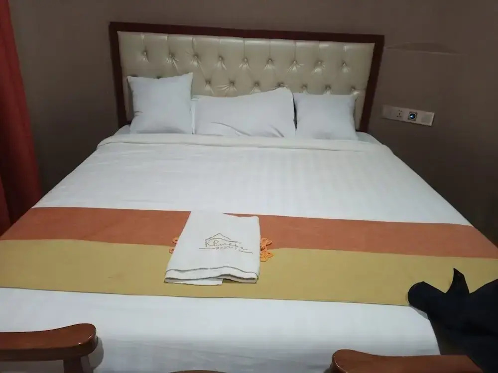 khwesa hotel