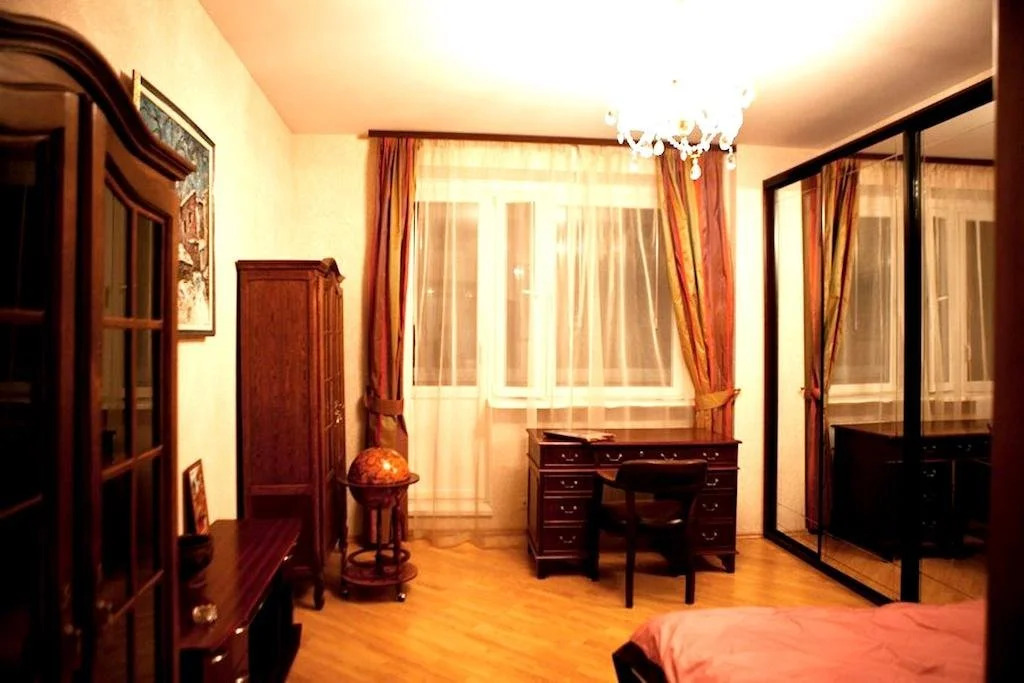 Day and Night na Pokrovke Hotel
