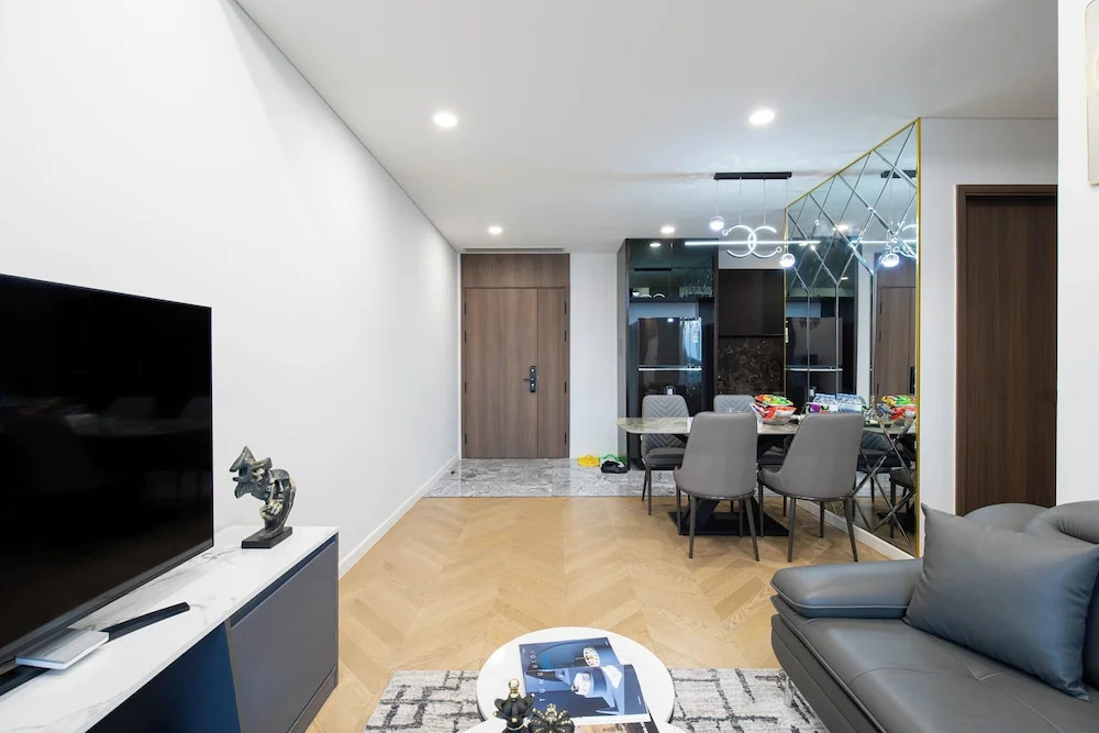 Odela West Tower Riverside Apt Hotel