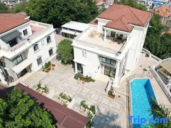 Xinyaqi Sea View Villa