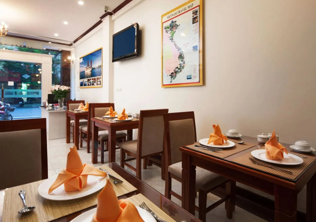 Hanoi Golden Moon Hotel & Travel