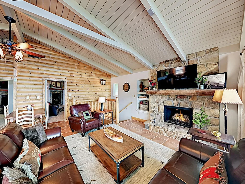 1455 Gatlinburg - 3 Br Cabin