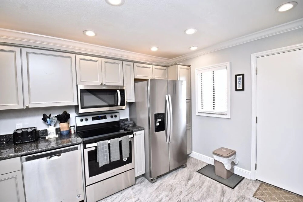 New Summer House Blues Ocean View Townhouse Condo 4 Pools Tennis Kids Play Area