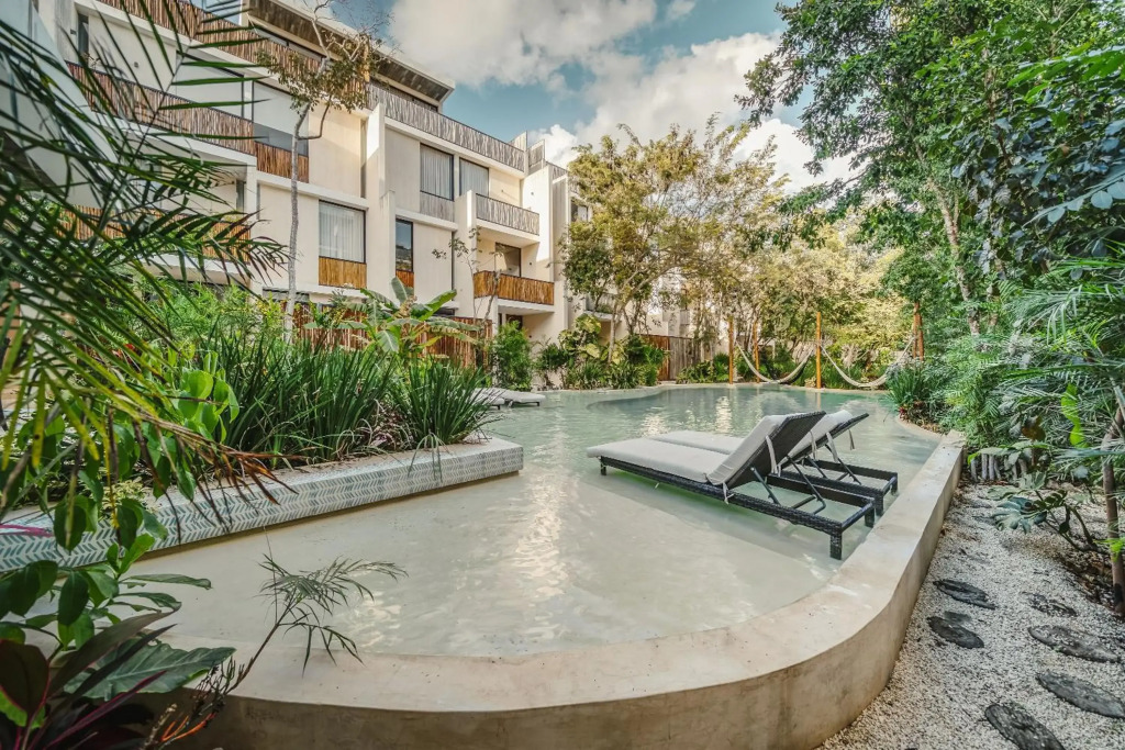 The Pearl of La Veleta, Private Rooftop Pool, 3 BDR with Privacy and Jungle Vibes - Palalma Casa