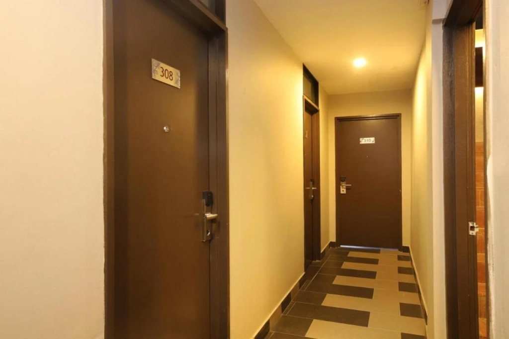 Hotel O Hills Residence
