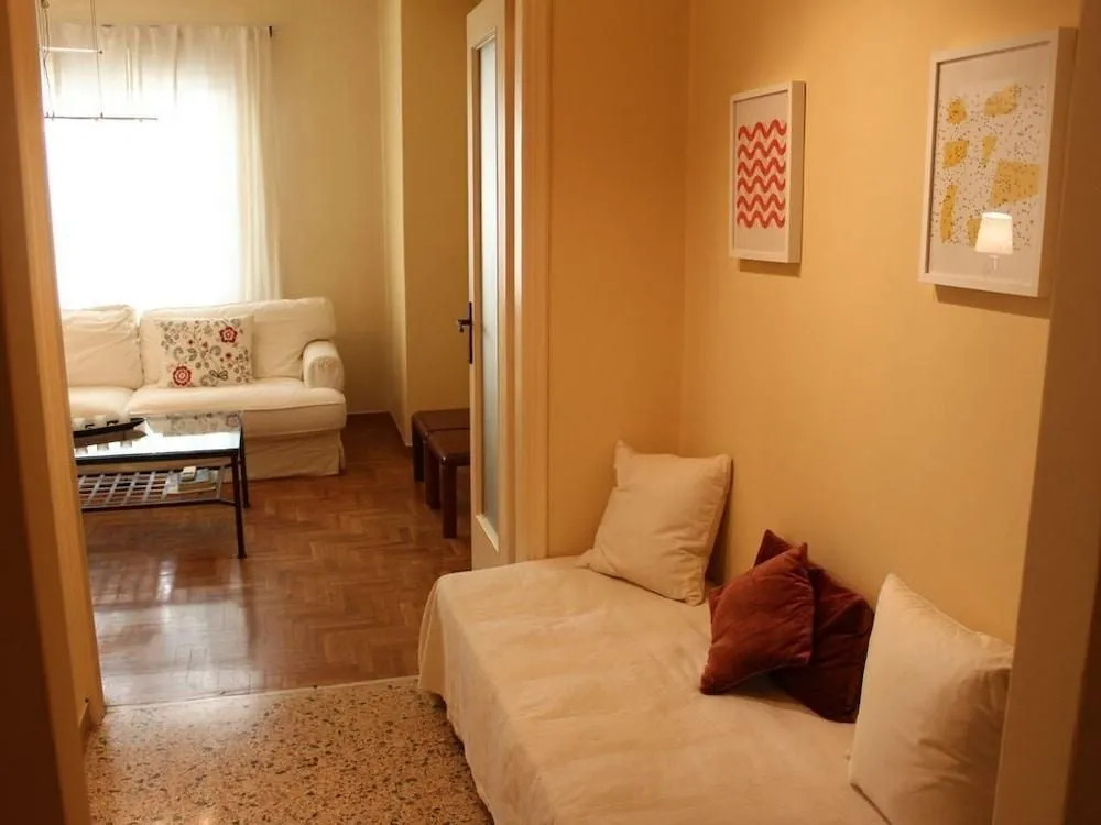 Bright Apartment in the Center of Athens