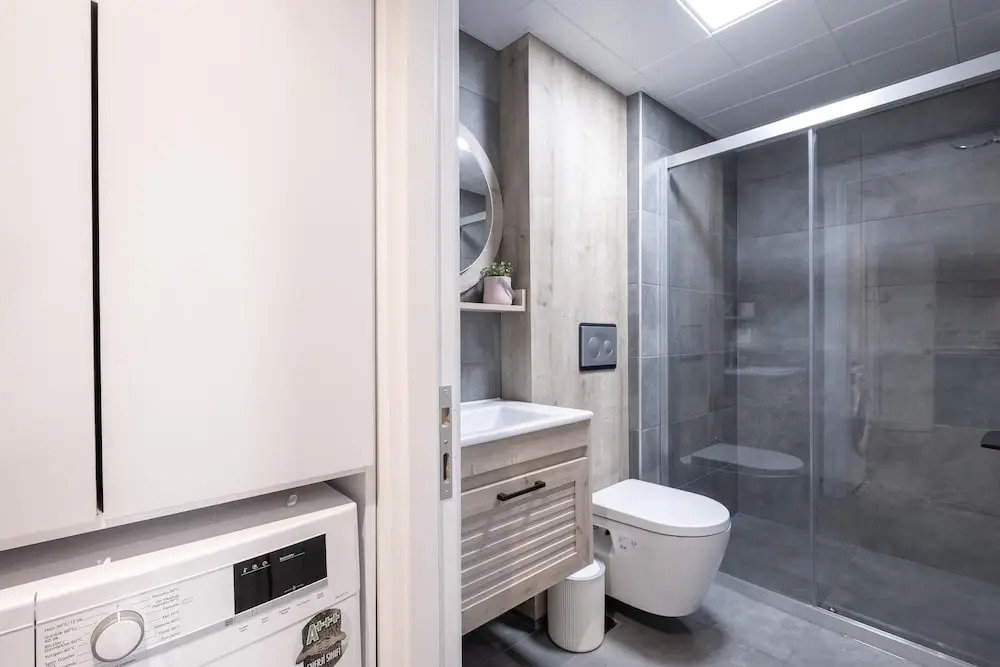Wolf Suites