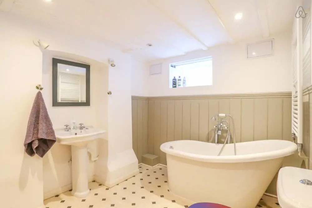 The Richmond Retreat - Beautiful & Central 9bdr Victorian Homes