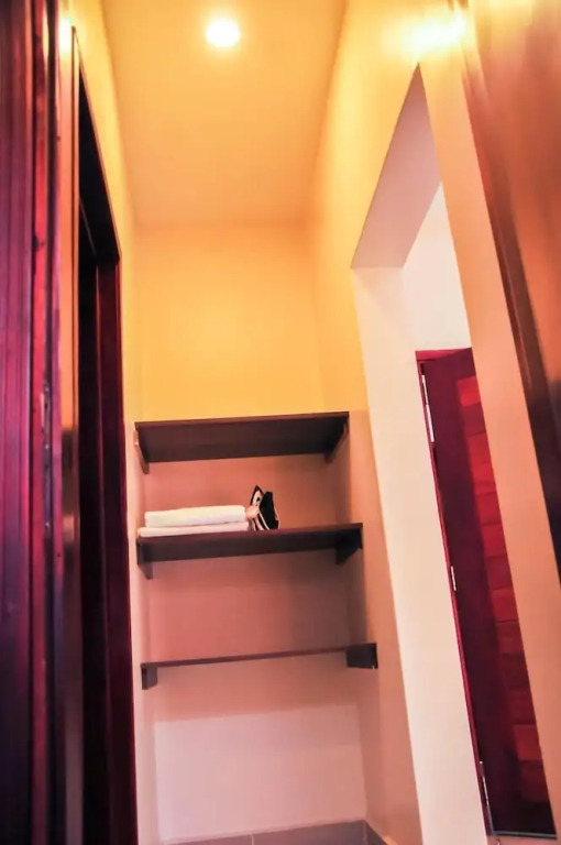 Kampala Suites