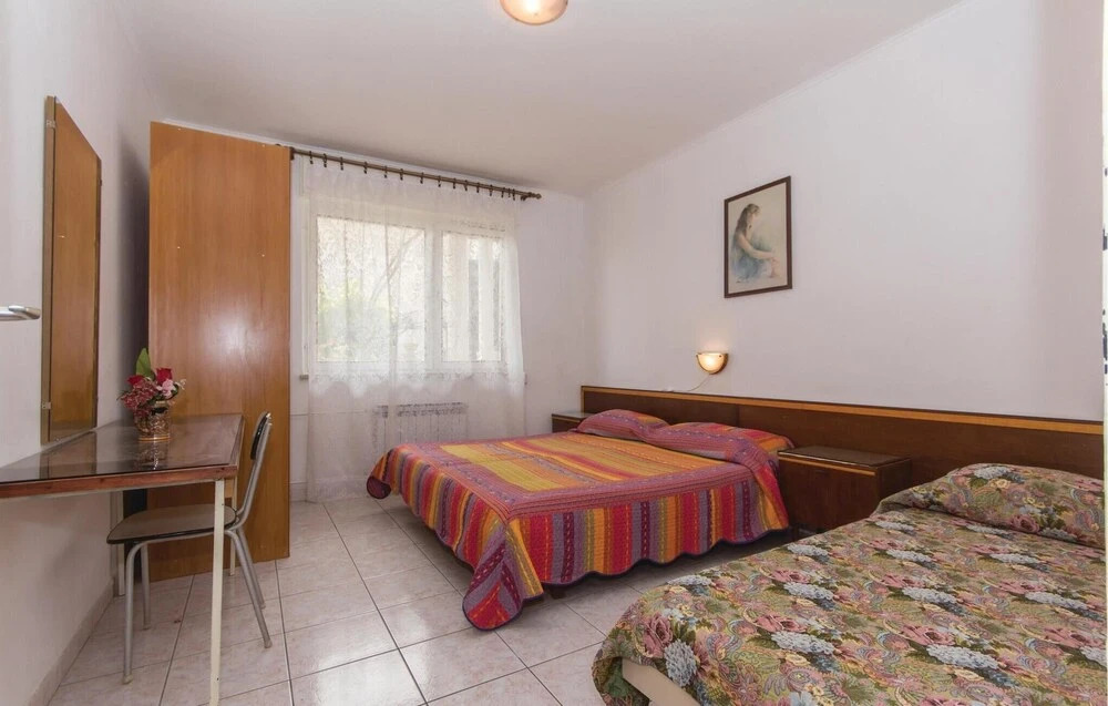 Amazing Apartment in Pula With 2 Bedrooms