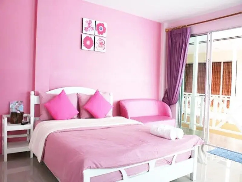 Barberry Beach Resort