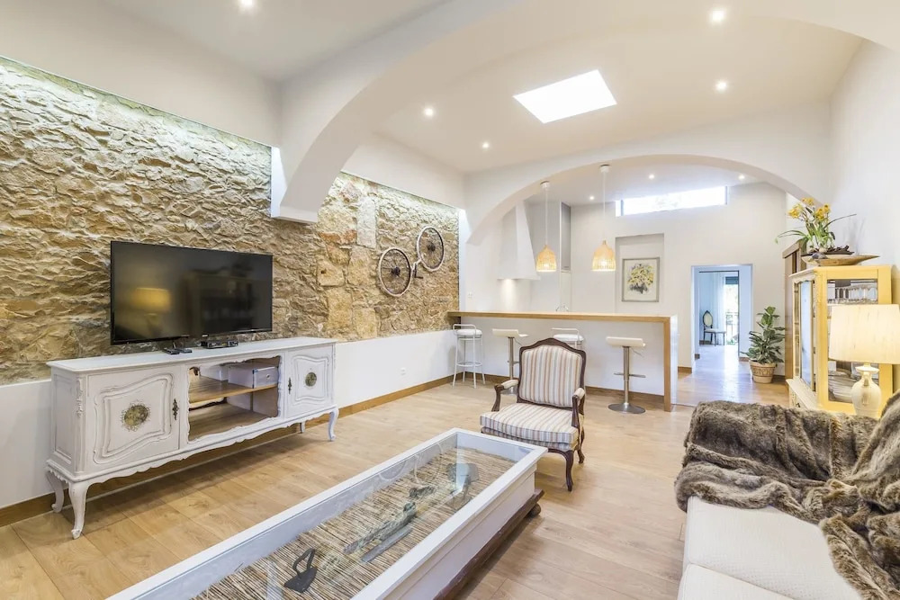 Villa With 3 Bedrooms in Quelfes, With Wonderful sea View, Pool Access