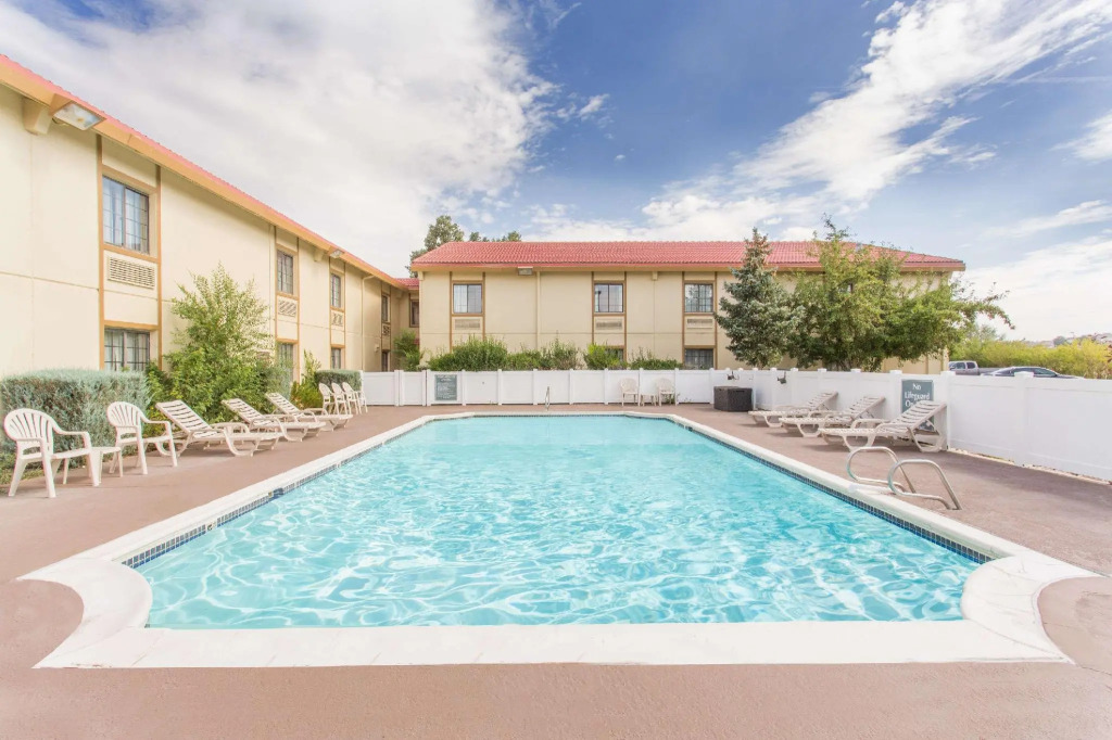 Spark by Hilton Rock Springs