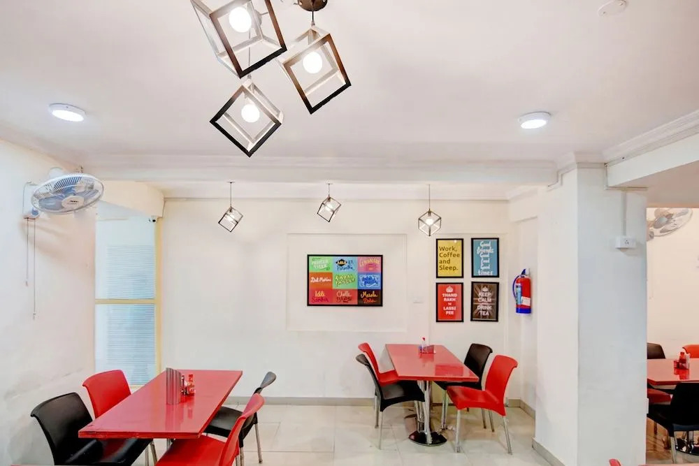 Collection O 30079 Indira Nagar