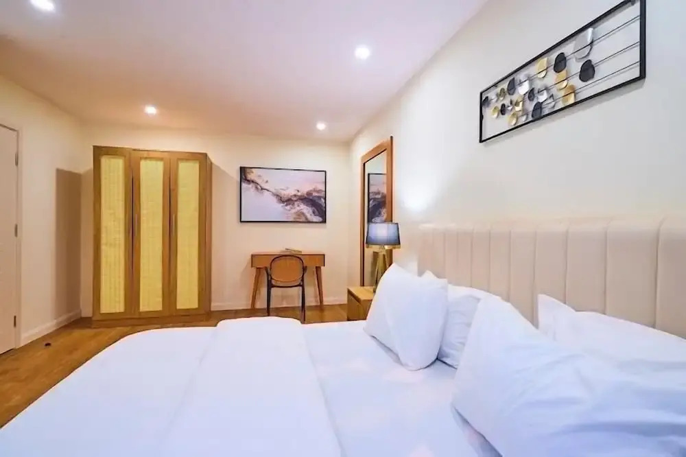 Stone House Apartment