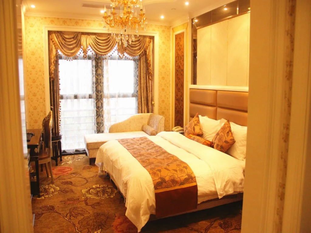 Shanghai Jinfeng International Hotel