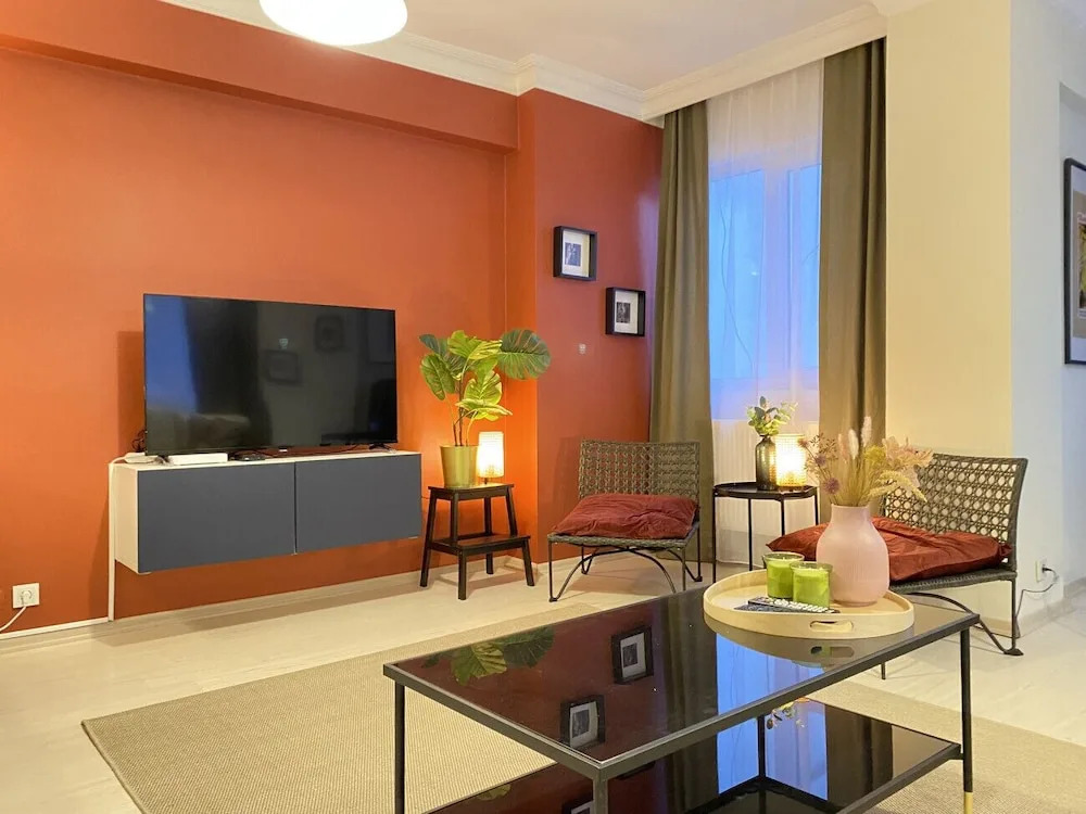 Missafir Modern Flat with Balcony on Bagdat Street