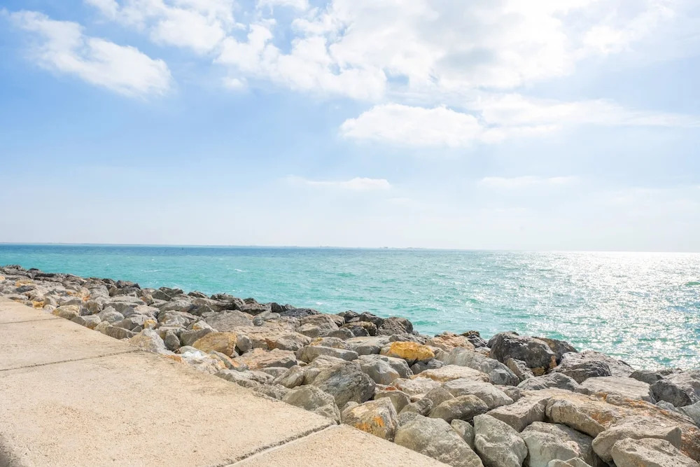 Luxury Beachfront Marjan Island