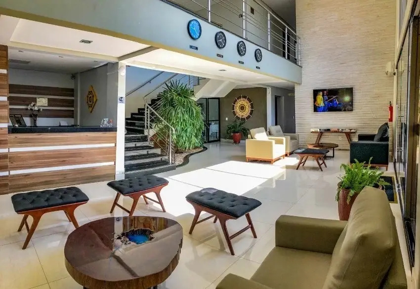 Gold Park Hotel .