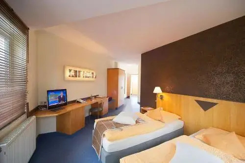 WAGNERS Seehotel Schleusingen