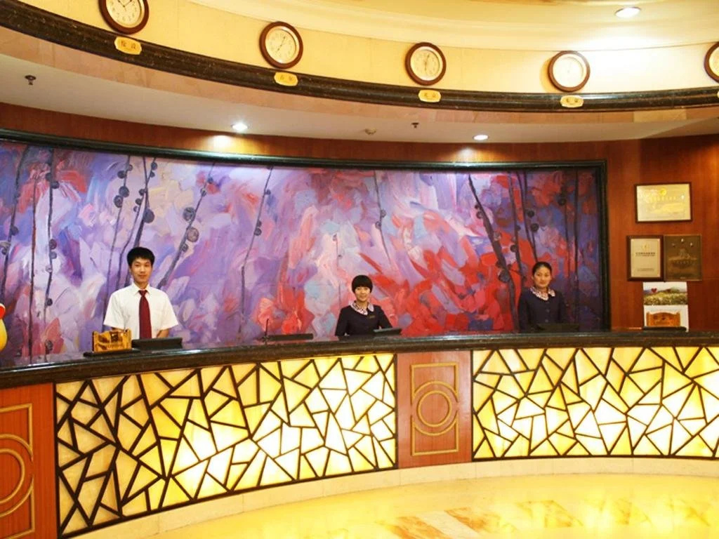 Royal Palace Hotel