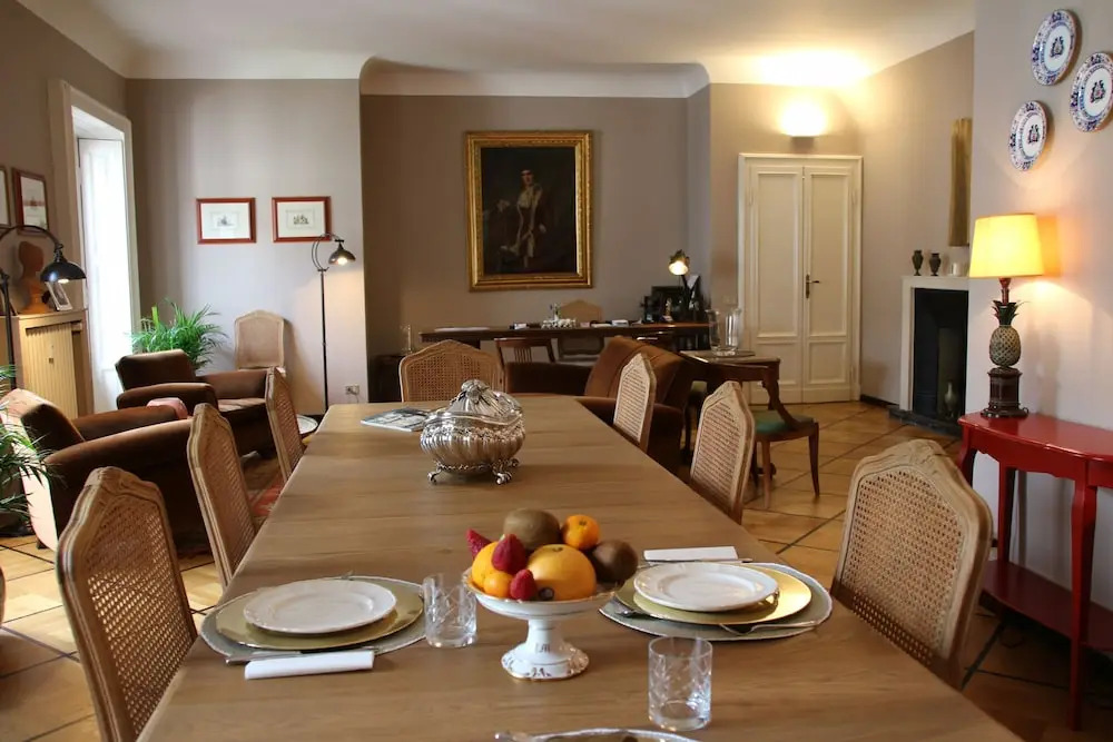 B&B Bonaparte Suites