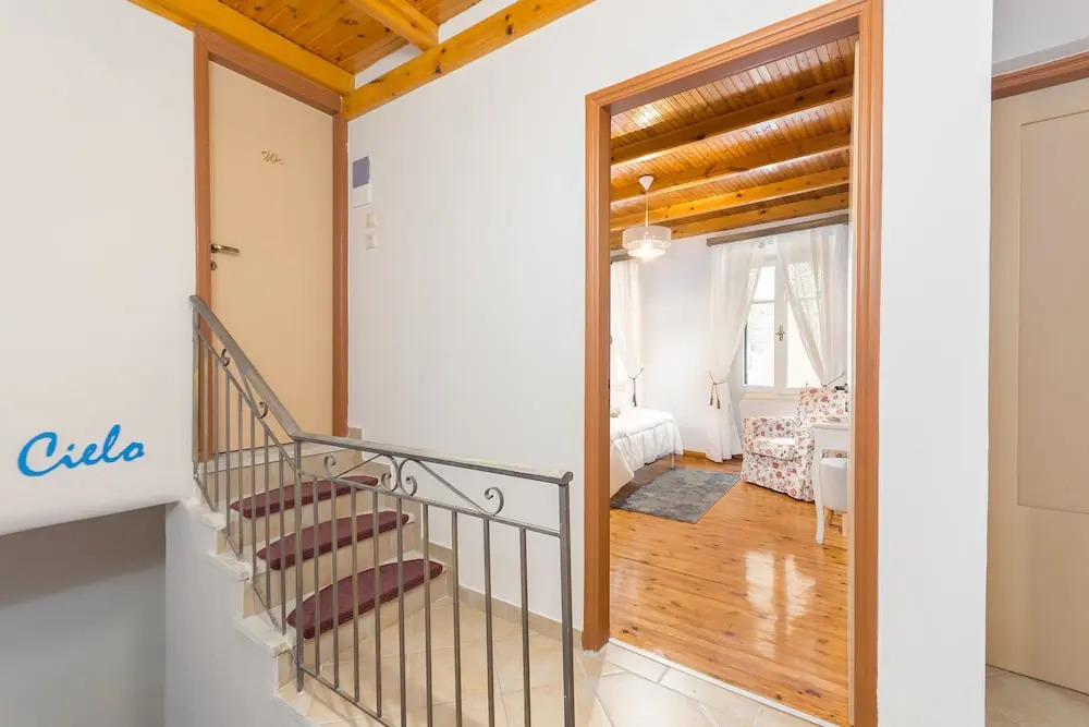 Venetian Suites 27