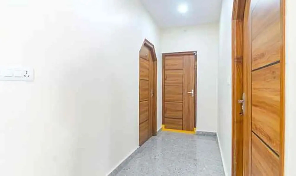 FabHotel SR Hitech City