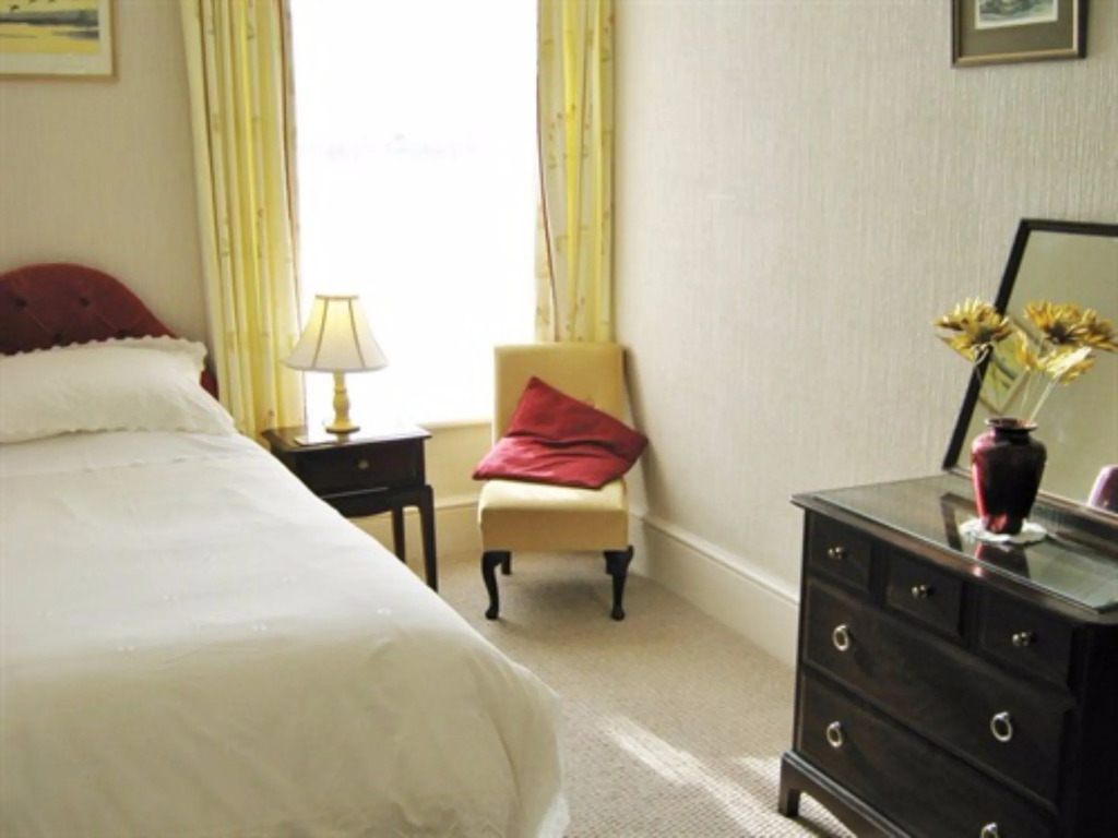 Dunedin Guest House