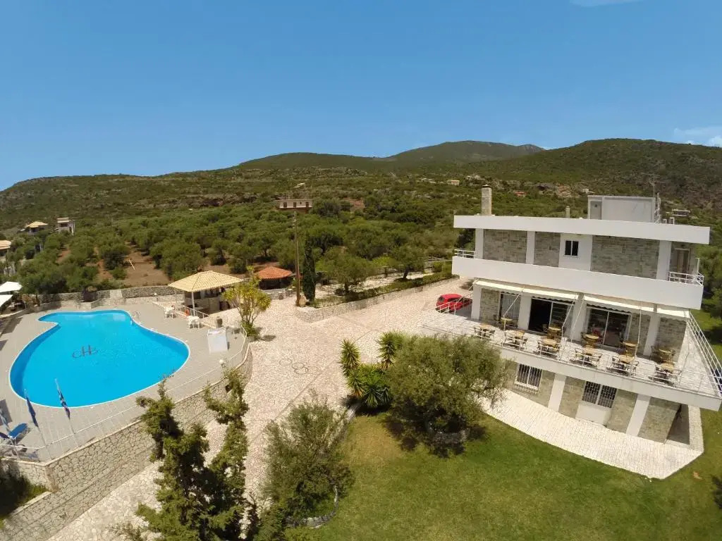 Kardamili Beach Hotel