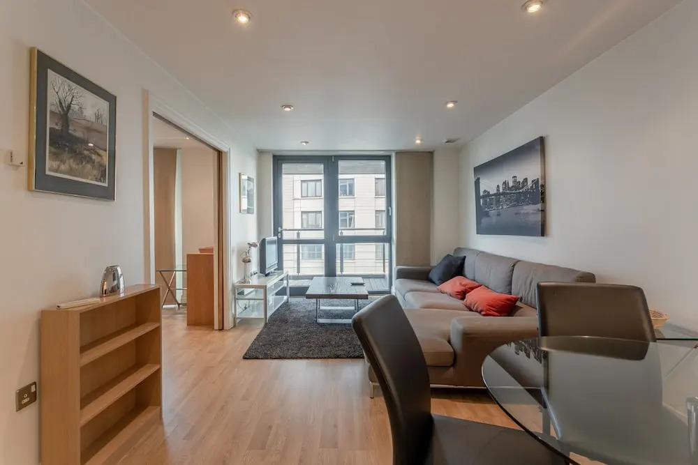 2 Bedroom Apartment in Central London